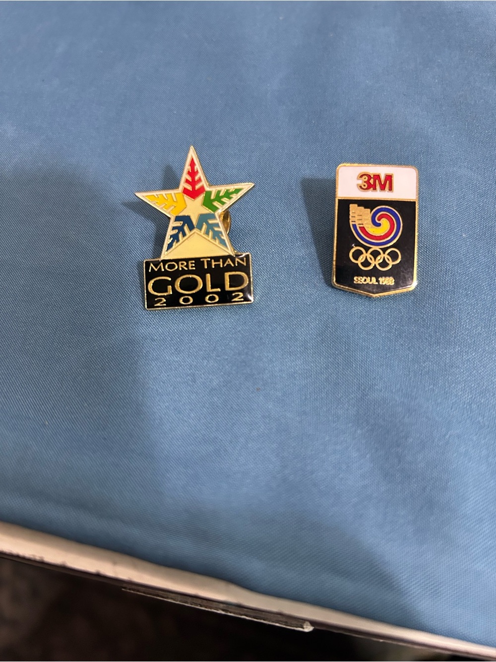 2 Olympic pins